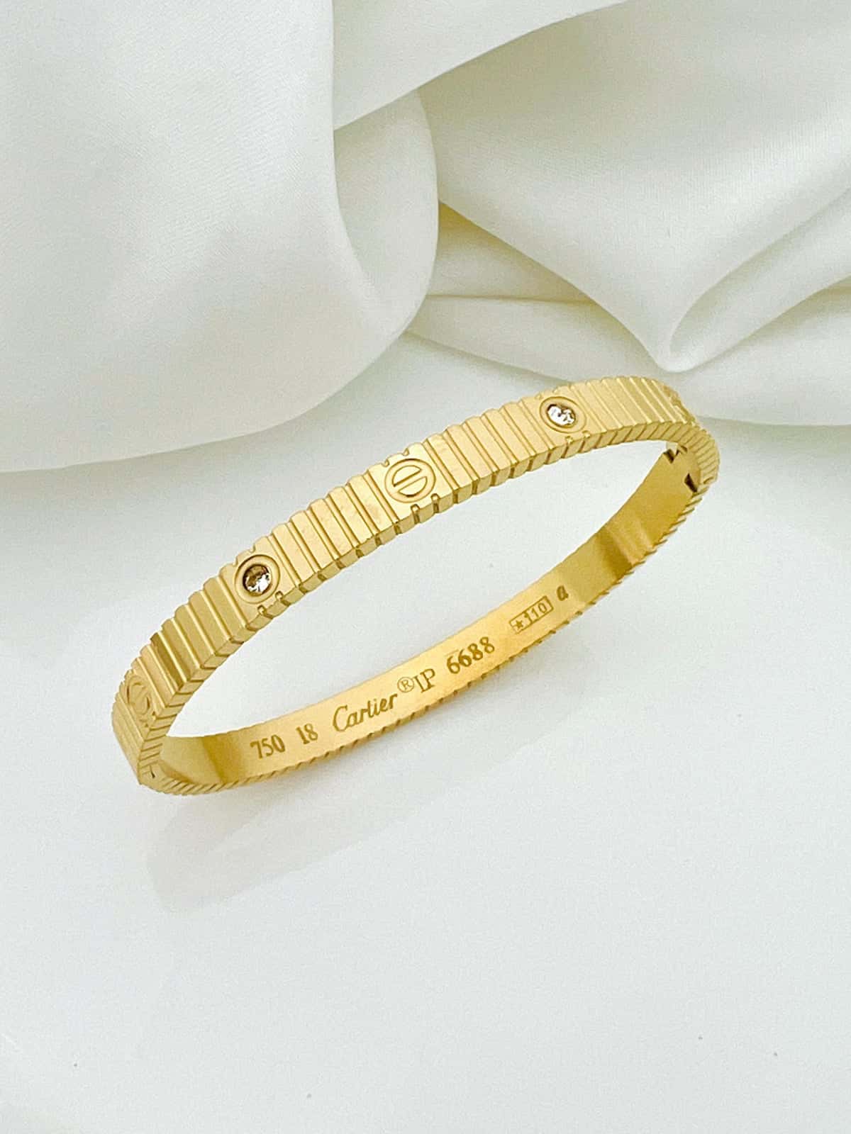 Ribbed Crystal Screw Head Bangle