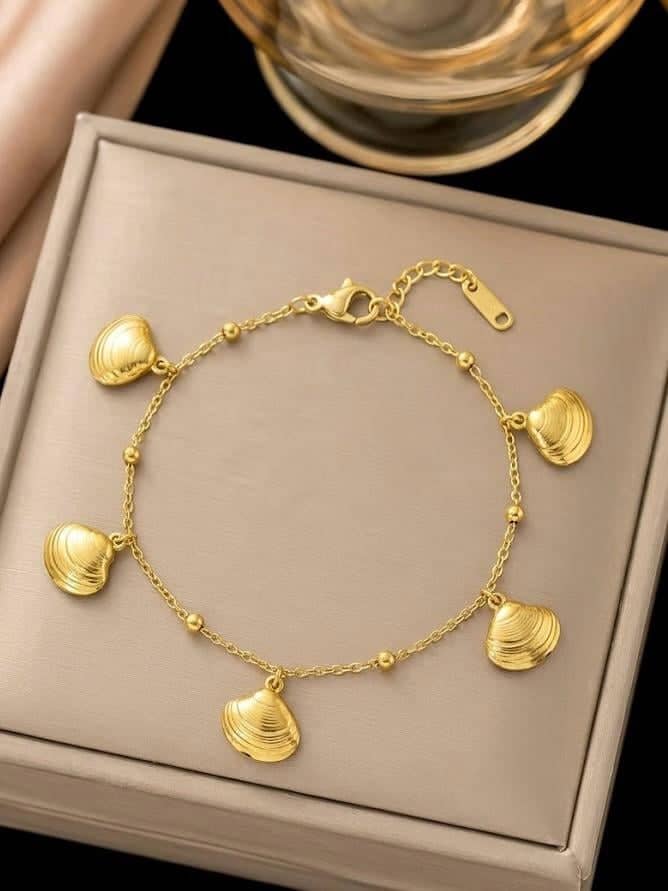 Gold Seashell Charm Adjustable Bracelet