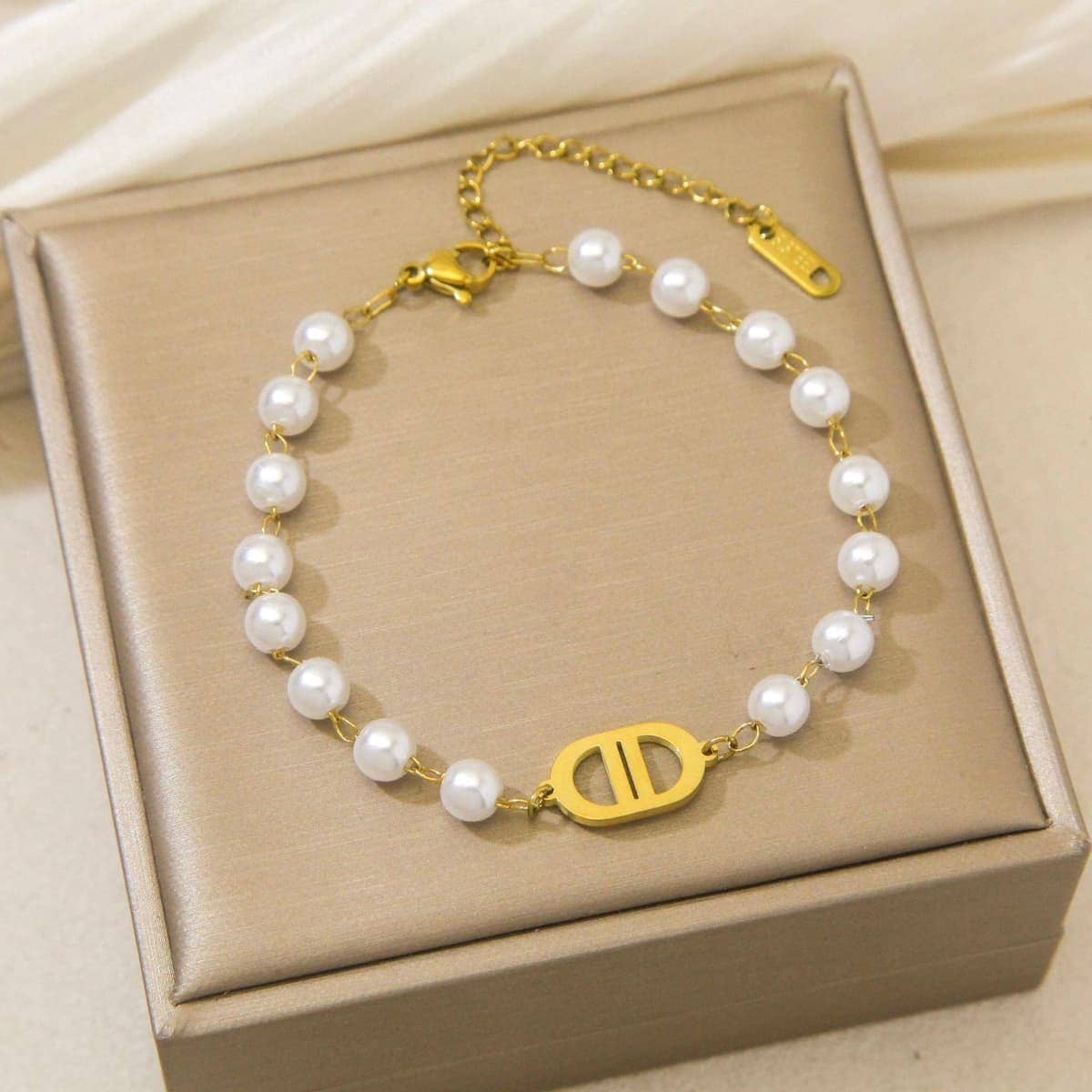 Pearl Logo Charm Gold Bracelet