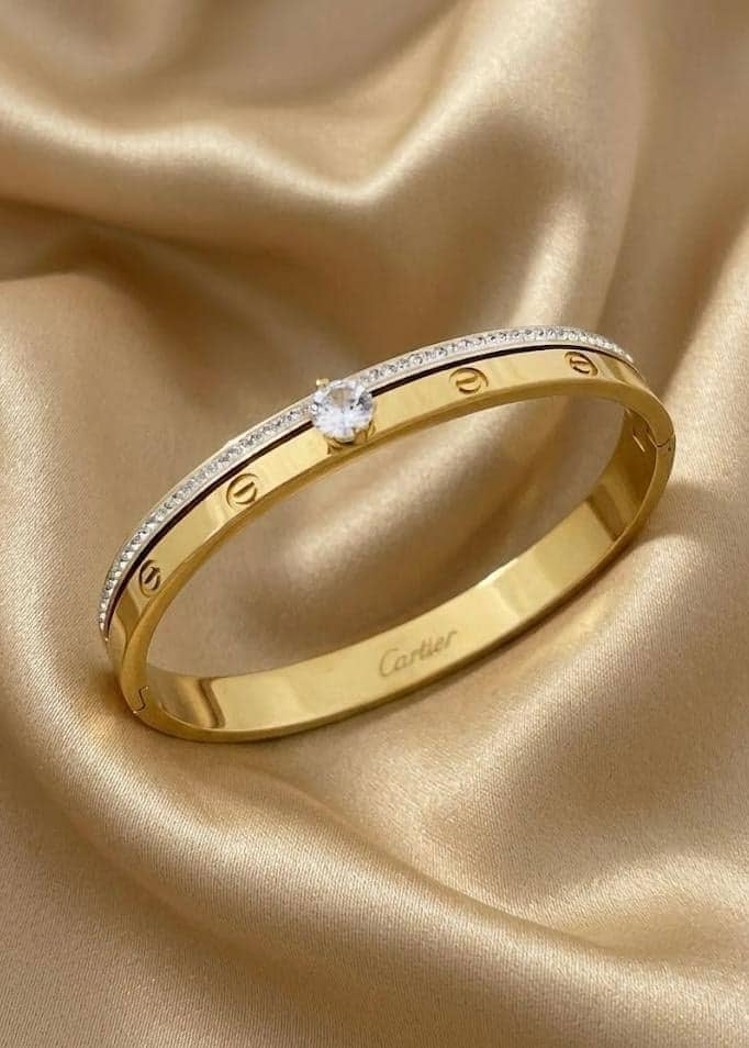 Screw Motif Crystal Gold Bangle